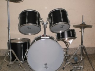 TAMA Drum SET