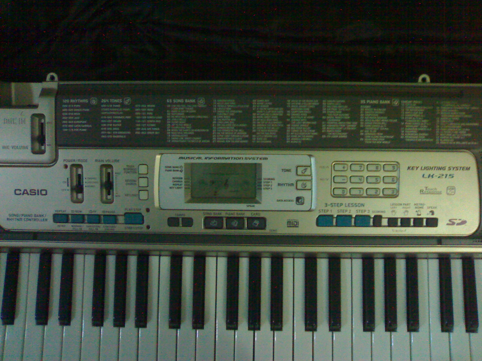 CASIO LK-215 - Key Lighting Keyboard With Touch Sensitive Ke large image 1