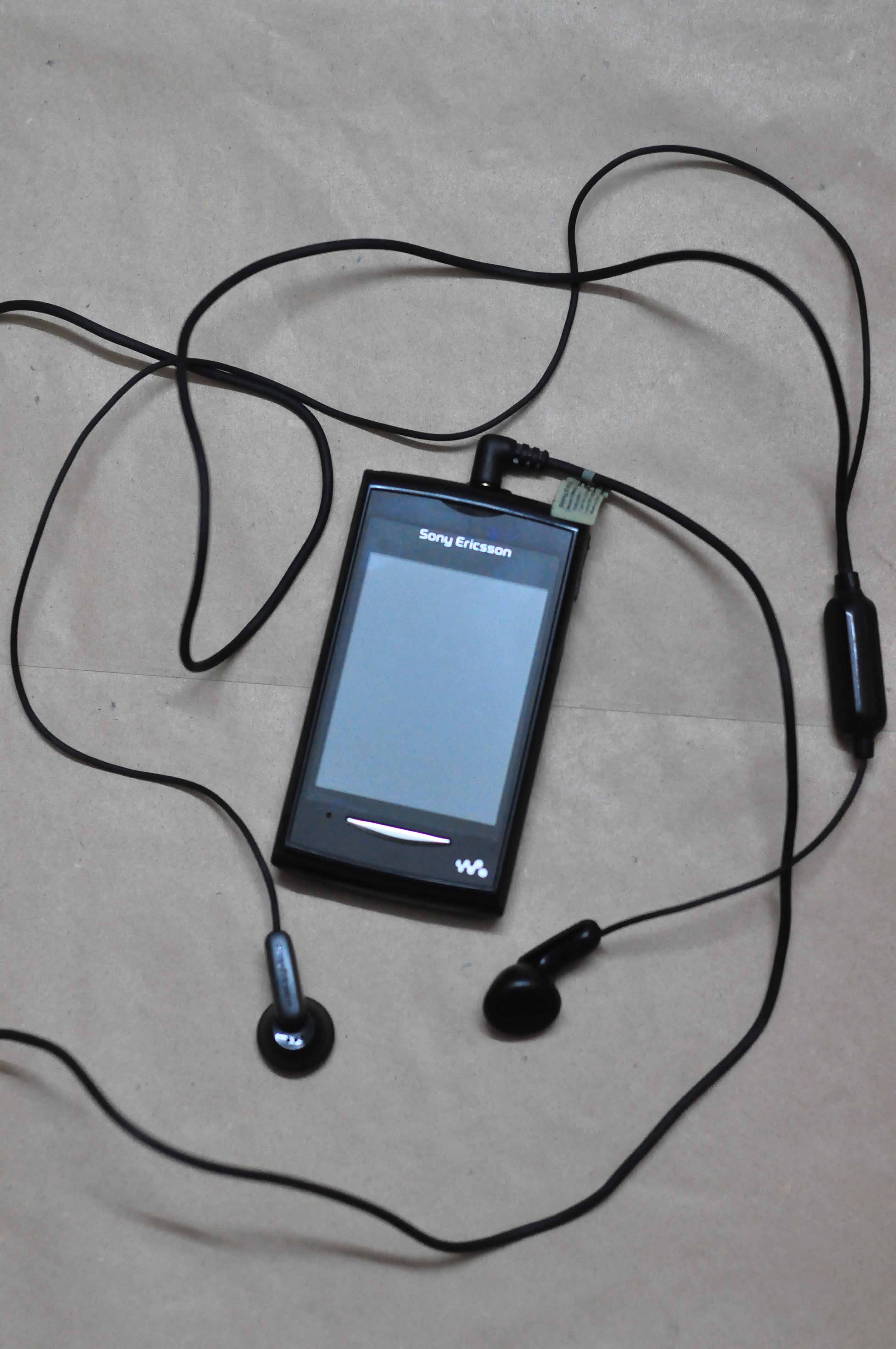 Brand New Full Touch Sony Ericsson Walkman W150i for sale large image 0
