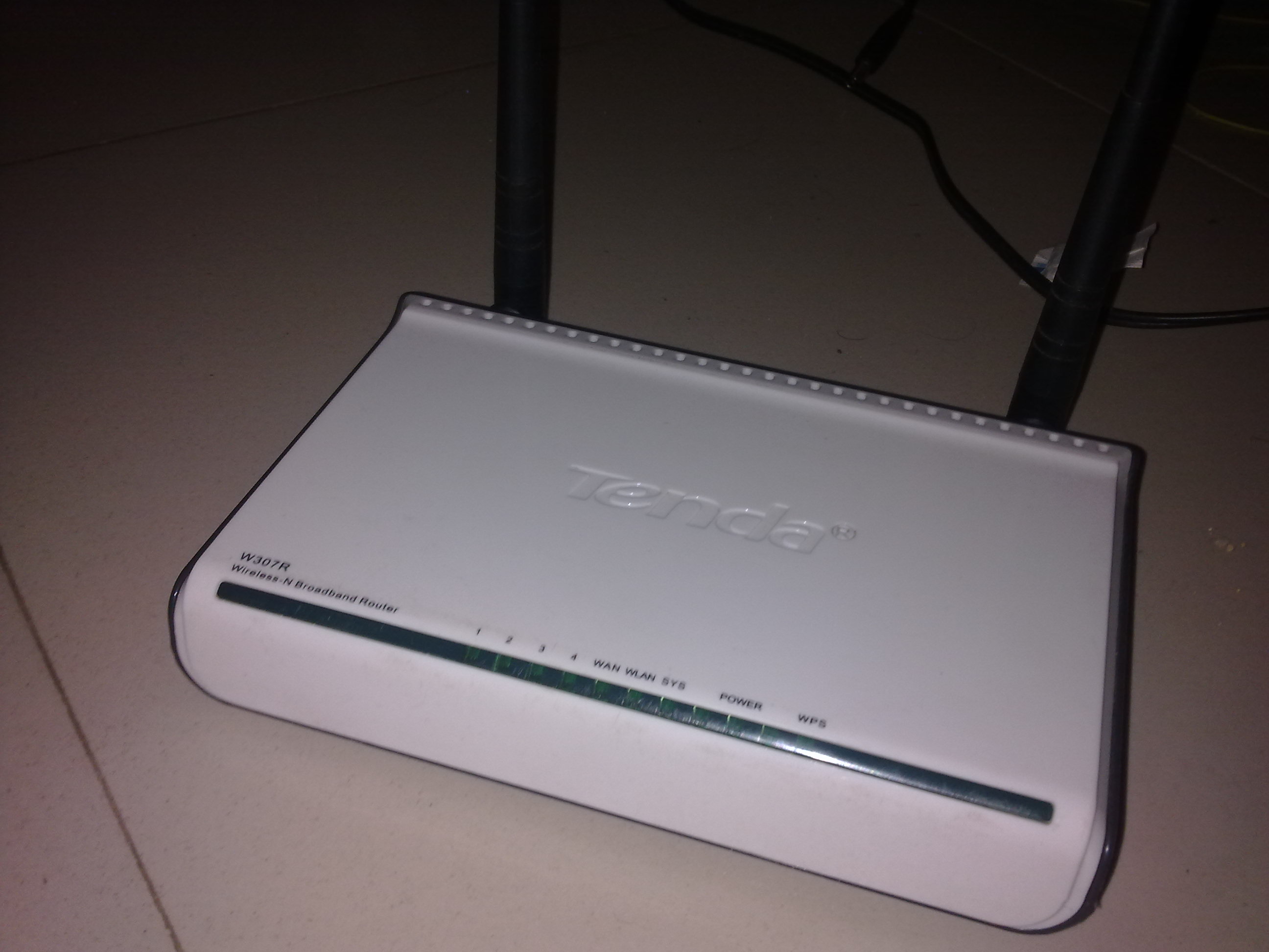 Tenda WIFI 300mbps URGENT large image 0