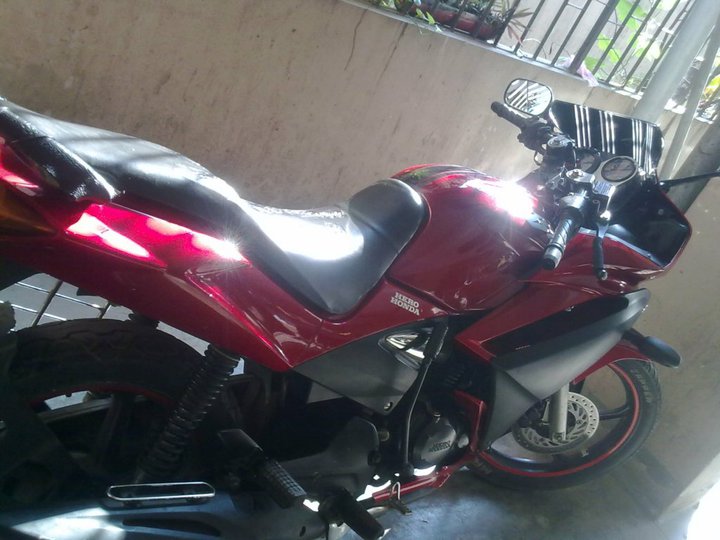 Hero Honda CBZ xtream model 2008 large image 2