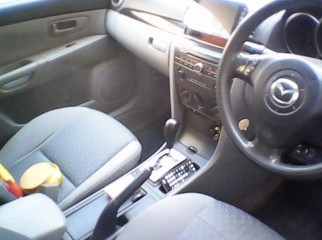 mazda axela 2005 . reg 2009 1500cc. super condition