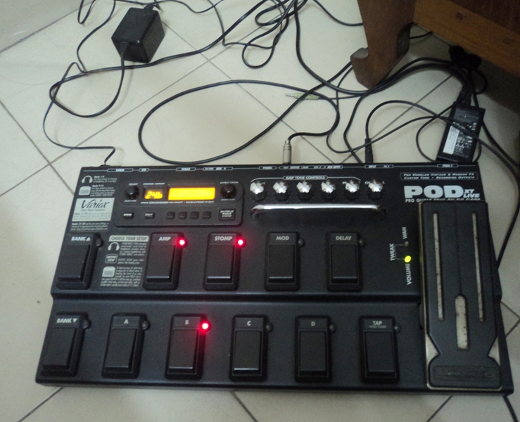 Pod xt live Guitar processor For sale large image 0