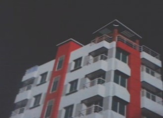 Six storey apartment building large image 0