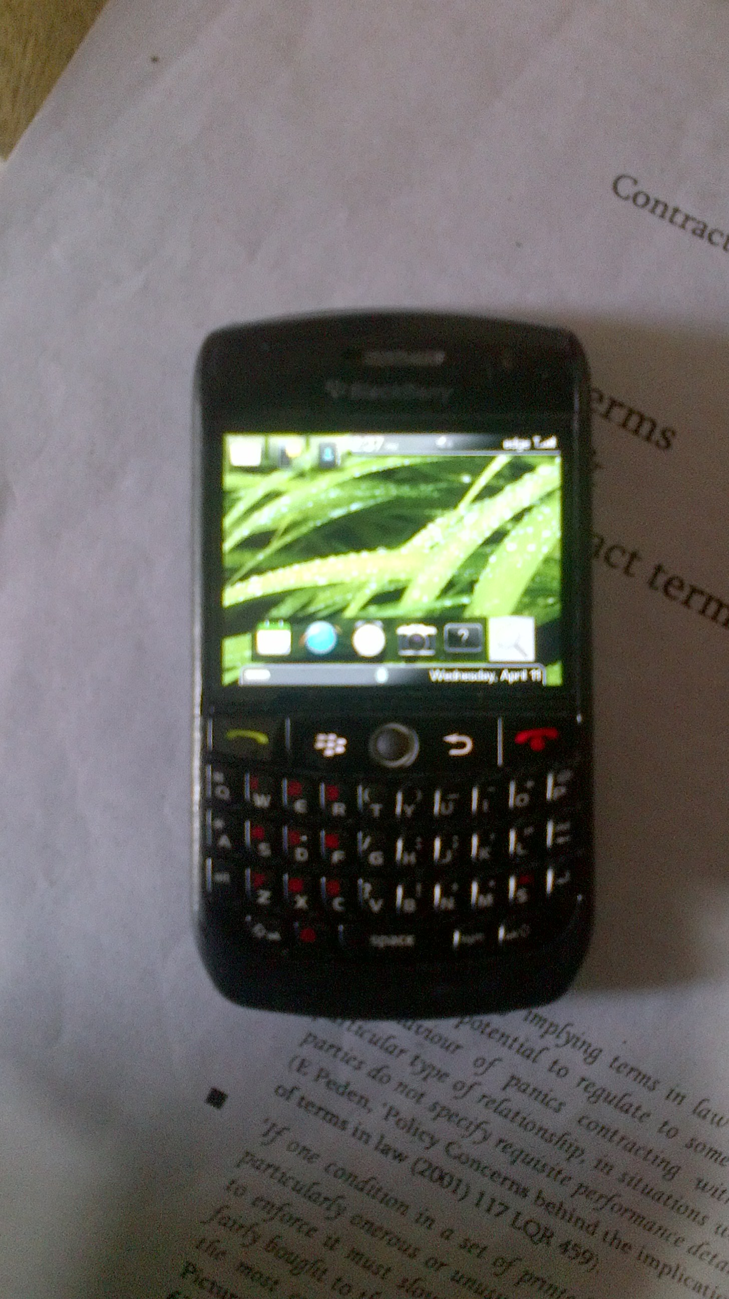 blackberry 8900 fresh condition large image 0