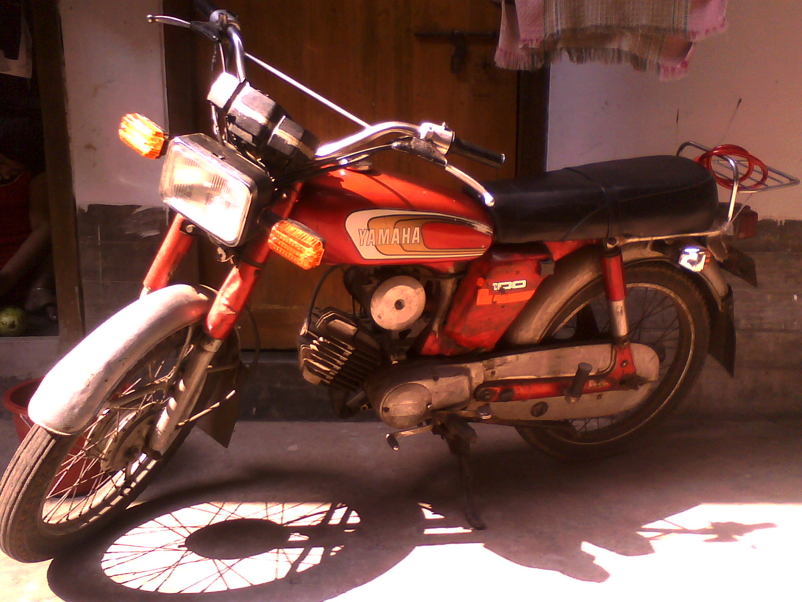 Yamaha Delux 100 large image 0