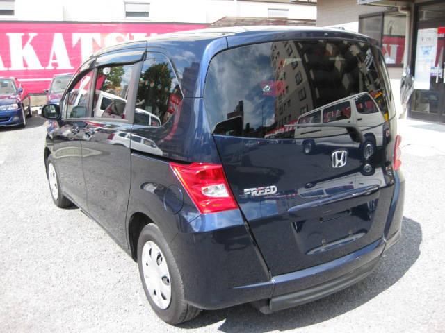 Honda Freed 8 seater 2008 Navyblue Luxury MPV large image 3