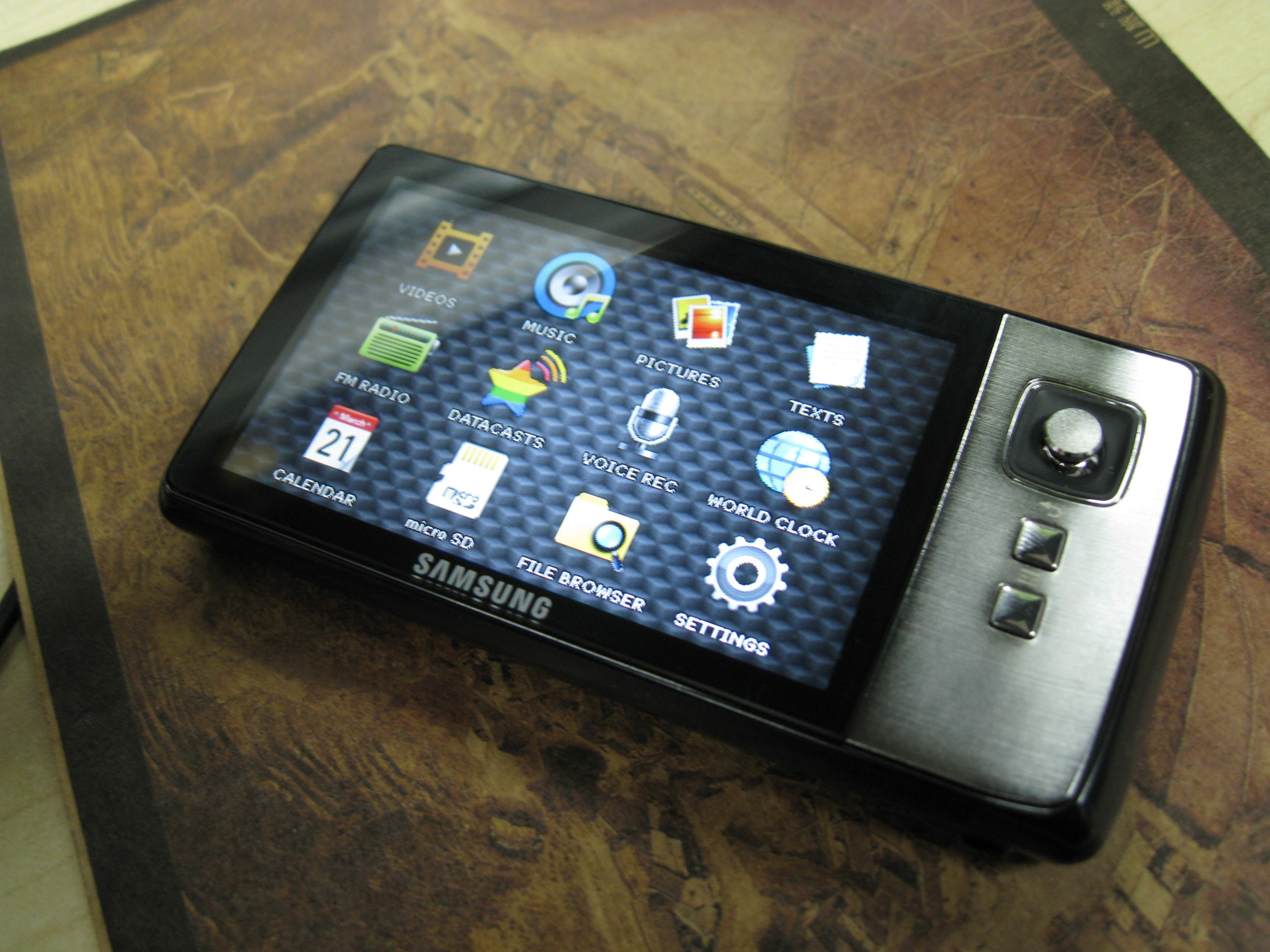 Original Samsung YP-CP3 MP4 player Internal 4 GB large image 0
