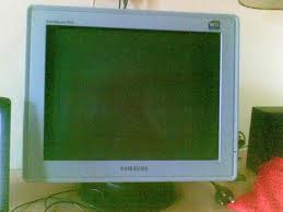 Samsung 17 Flat CRT MONITOR large image 0