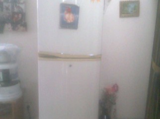 SAMSUNG FRIDGE