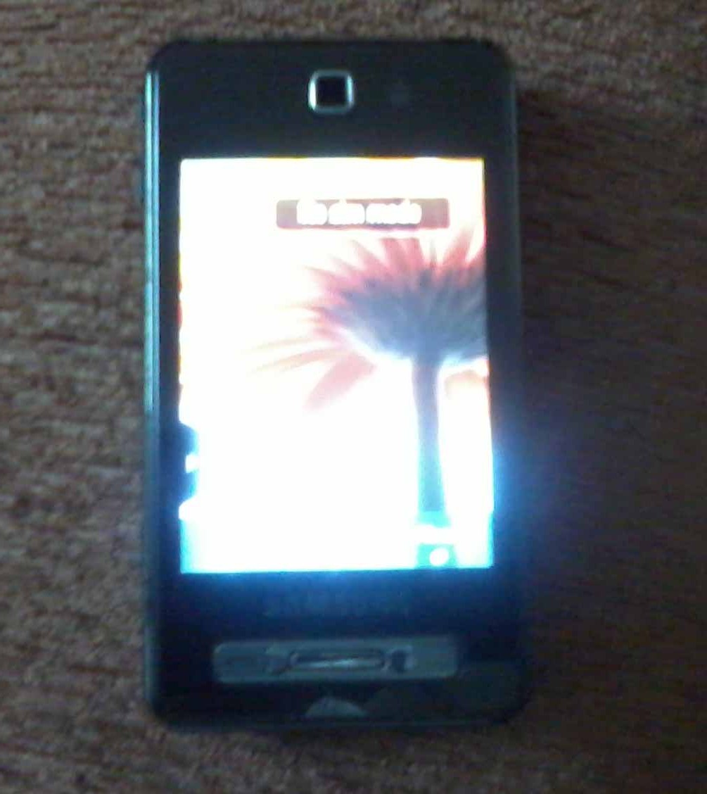 Samsung SGH-F480 large image 1