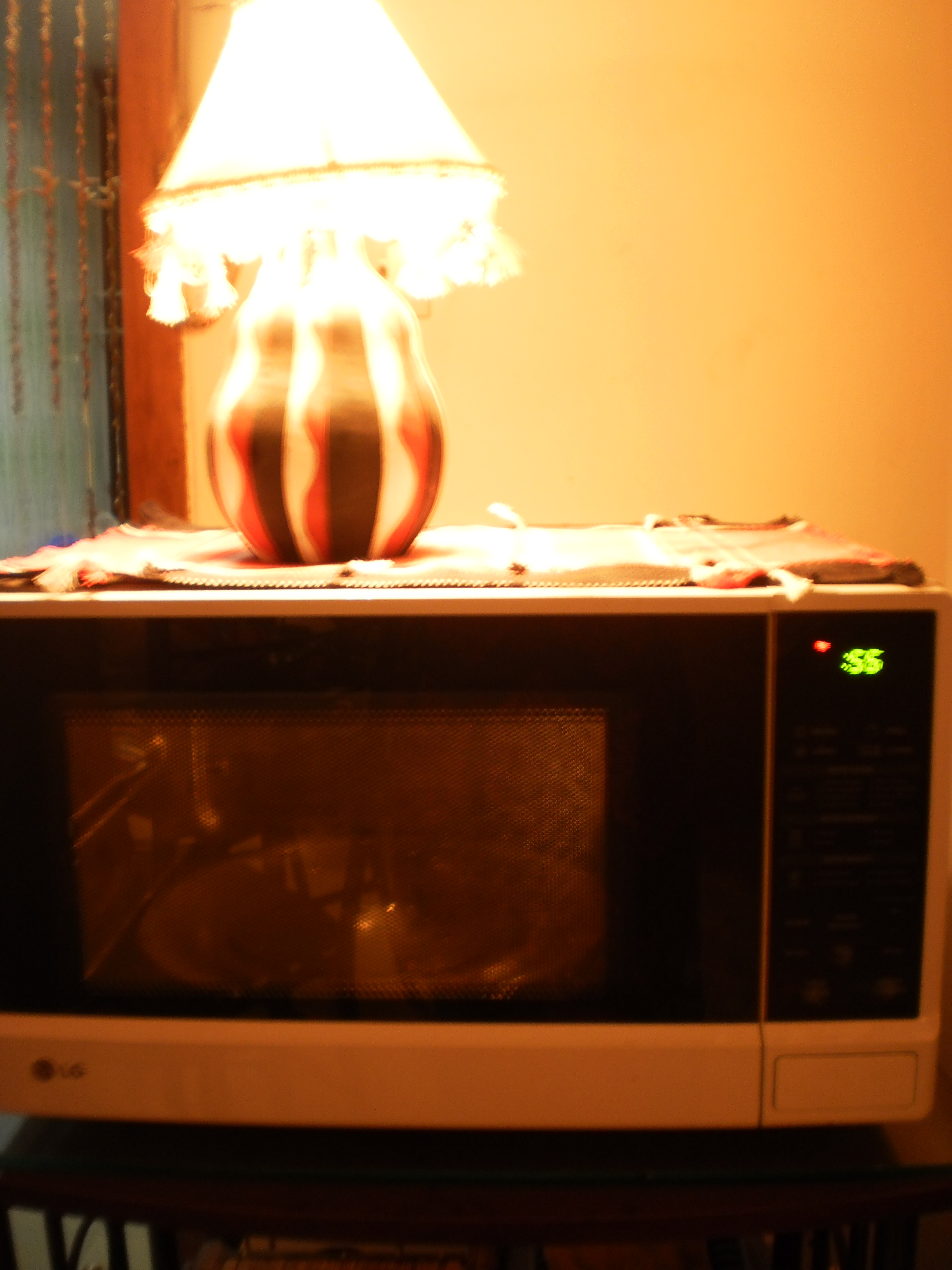 Microwave OVEN-LG-MC-7647B large image 0