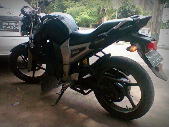 Emergency Sell of Black Yamaha Fz with Gnuine Papers. large image 0