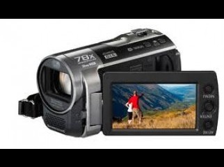 PANASONIC SDR-S71 SD VIDEO CAMERA