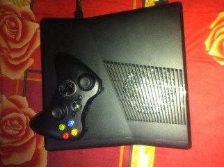 Xbox 360 Slim see inside