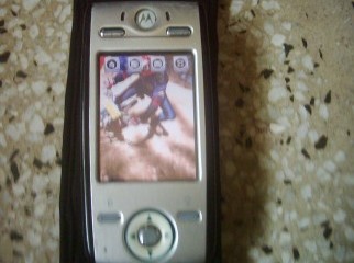 MOTOROLLA E680.SUBRTB COND.1OF THE RARE SET IN MOTO FAMILY