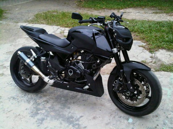 want to buy a pulser 135 ls.....its urgent...... large image 0