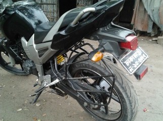 yamaha fz-16 black colour.8000 km running.