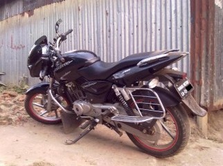 pulsar 150