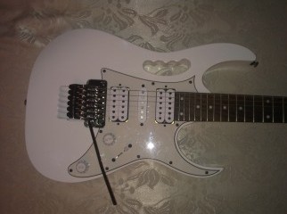 IBANEZ Jem jr white.........................................