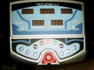 Motorized treadmill TS1701F