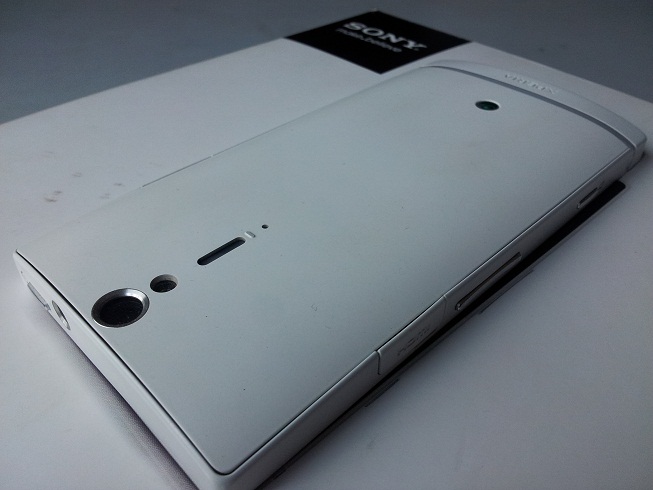 Sony Xperia S White Full Boxed Fresh large image 1