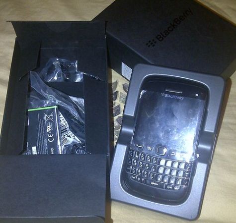 Intact Blackberry Bold 9790 touch and Type large image 1