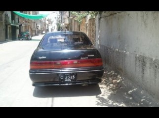 TOYOTA CROWN 1994 MODEL 98 REG 3000 CC 90 CNG BTTLE GREEN