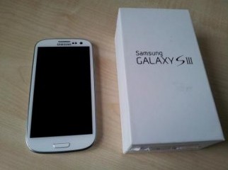 LIKE Brand new SAMSUNG GALAXY S III with all acc BOXED.