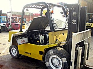 SUMITOMO-FORKLIFT Capacity - 5.0 TON 