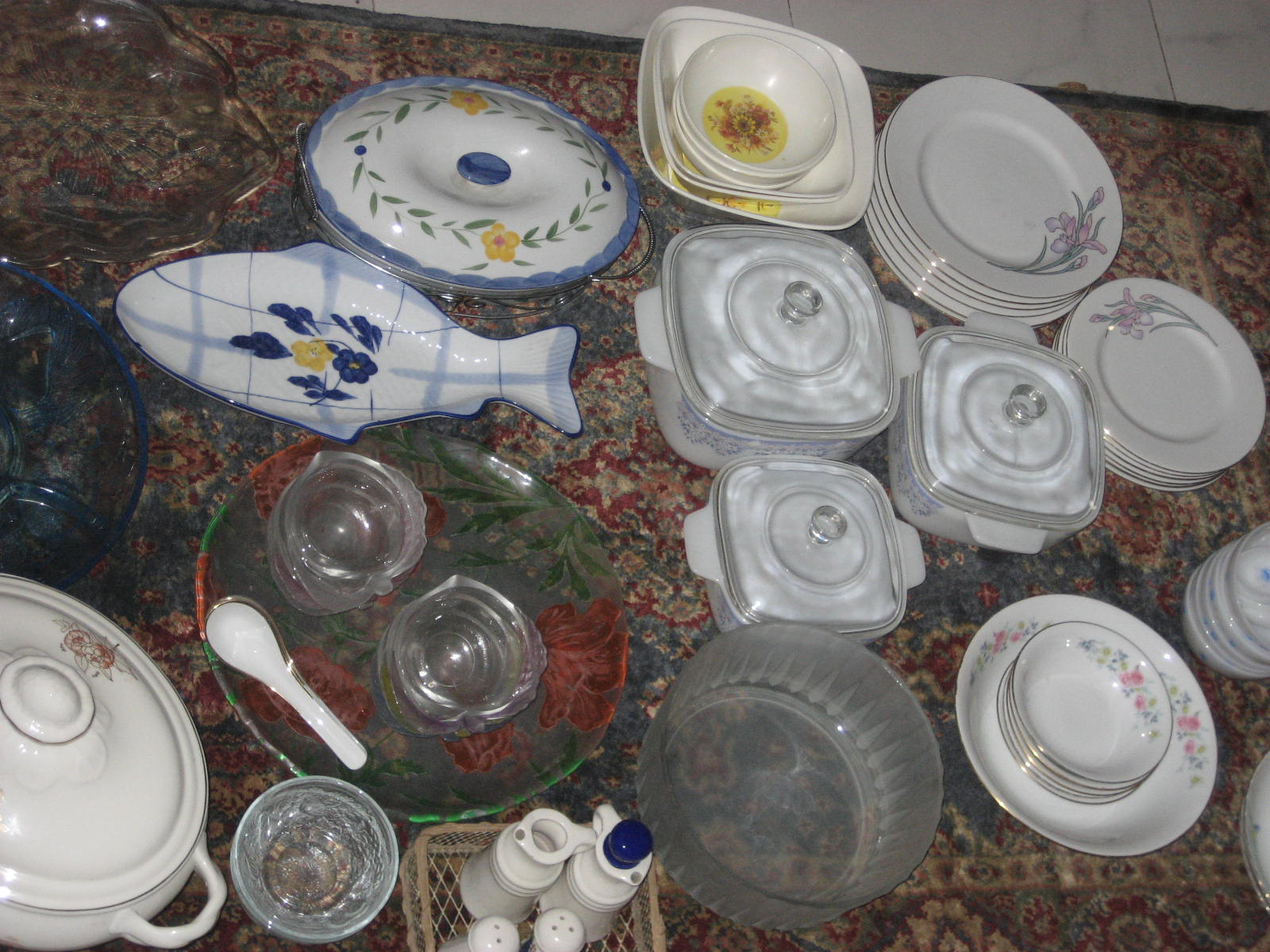 URGENT SALE Dishes Crockery large image 3