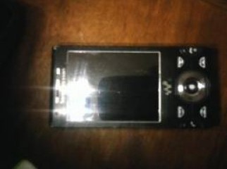 sony ericsson w995 8mp 2gb wid all kit