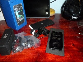 full new nokia x7 box pack and all Accessories