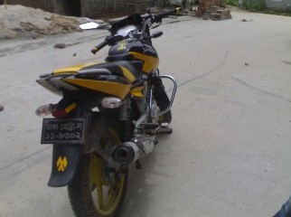 urget pulsar for sale white engine 