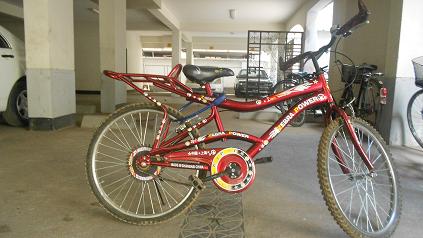 Bicycle with lock and mud guard. large image 0