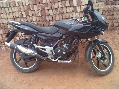 pulsar 150 with 220 kit large image 0