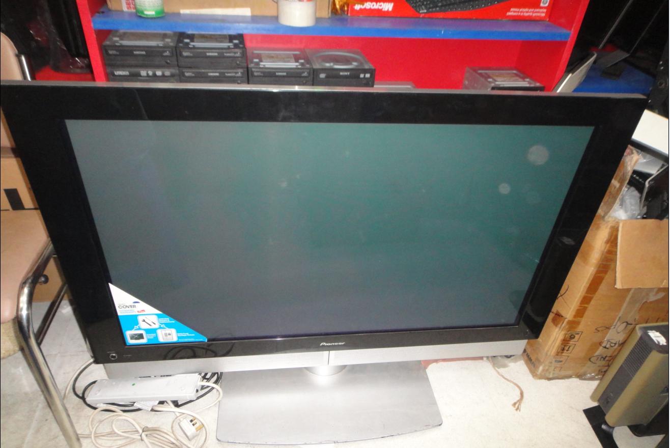 LCD Monitor For Sell large image 0