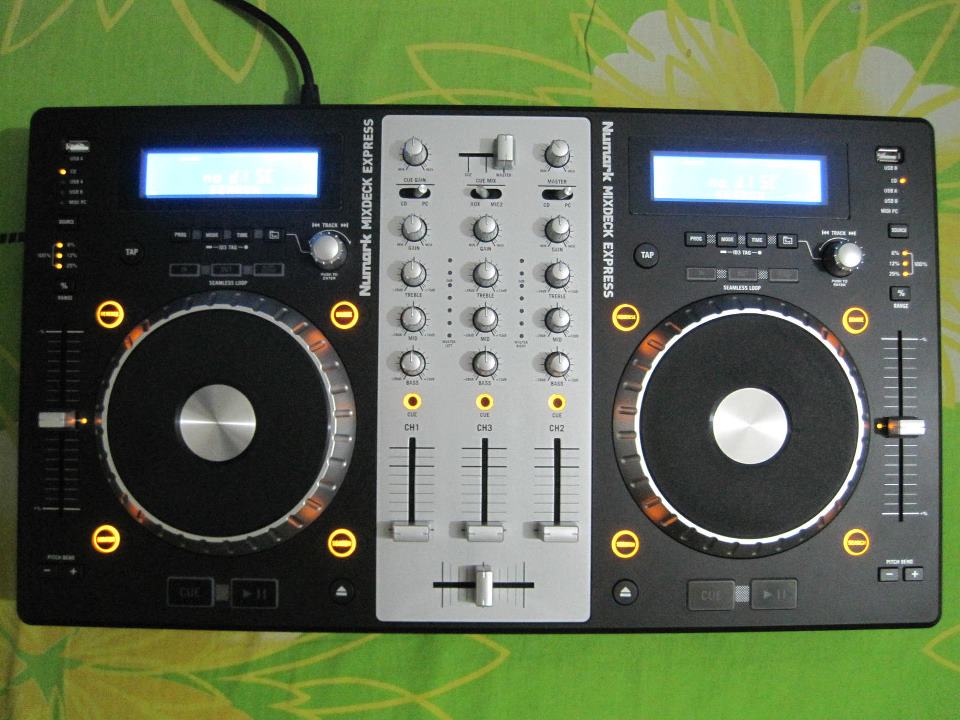 Numark DJ Player all in one 01670726972 large image 0