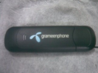 Grameen Phone Modem Wireless GP Modem.with card reader.