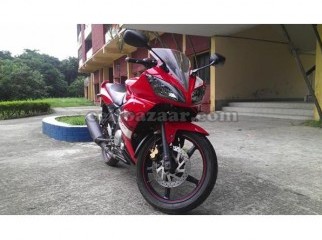 yamaha r15 v1