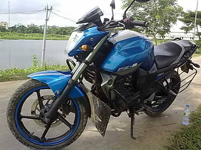 Yamaha FZS Blue large image 1