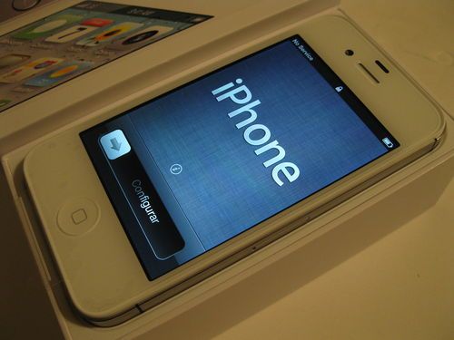 Selling Brand New Apple iPhone 4S 64GB Apple iPad 3 large image 0