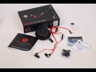 Beats Tour Headphone Intact With Warranty Card 