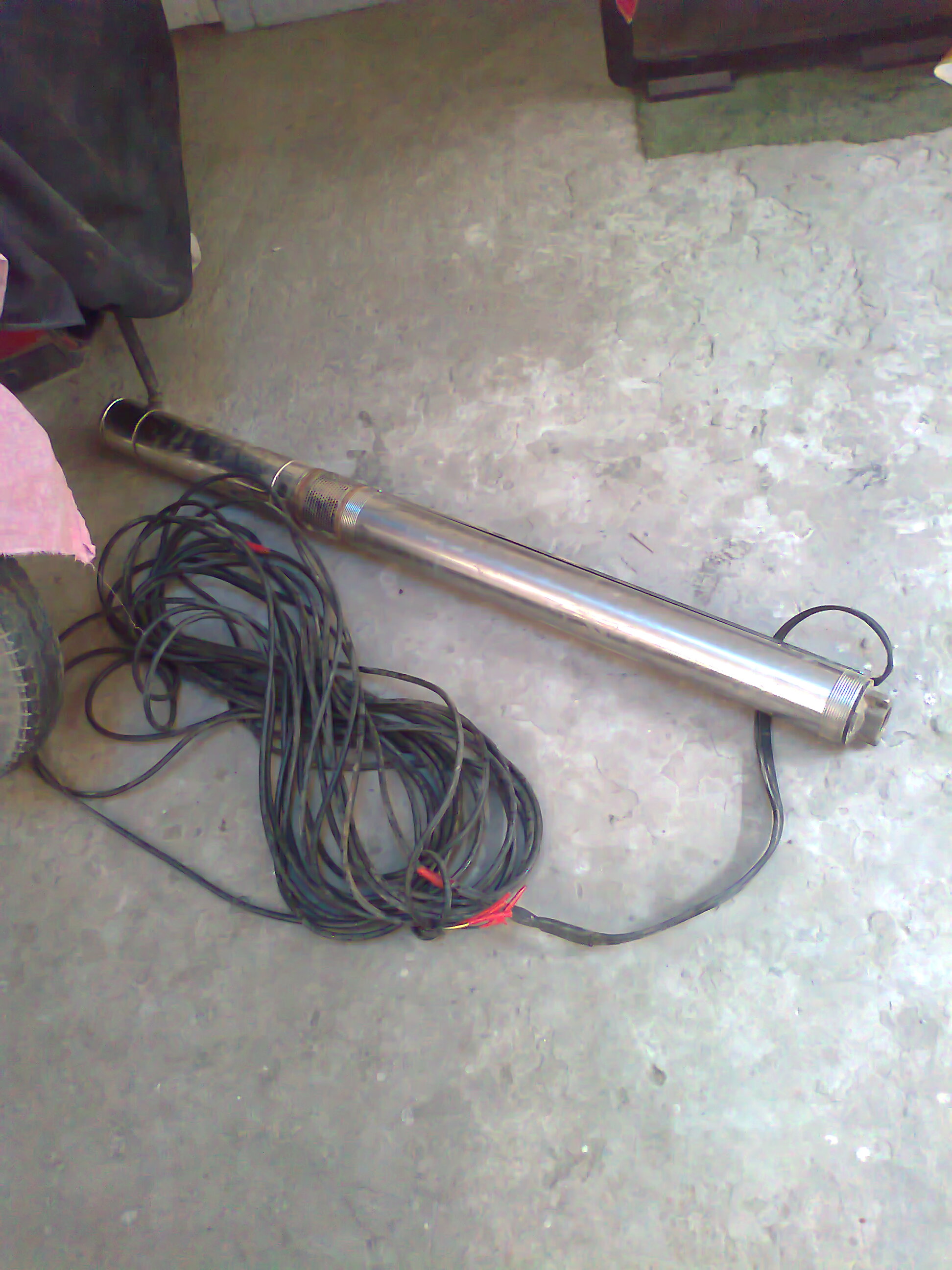 1.5 HP ITALIAN brand submersible Deep pump need to repair  large image 0