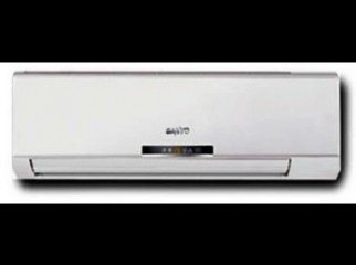 SANYO BRAND AIR COND.2 TON