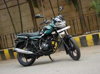 Bajaj Discover 100cc looks like new...