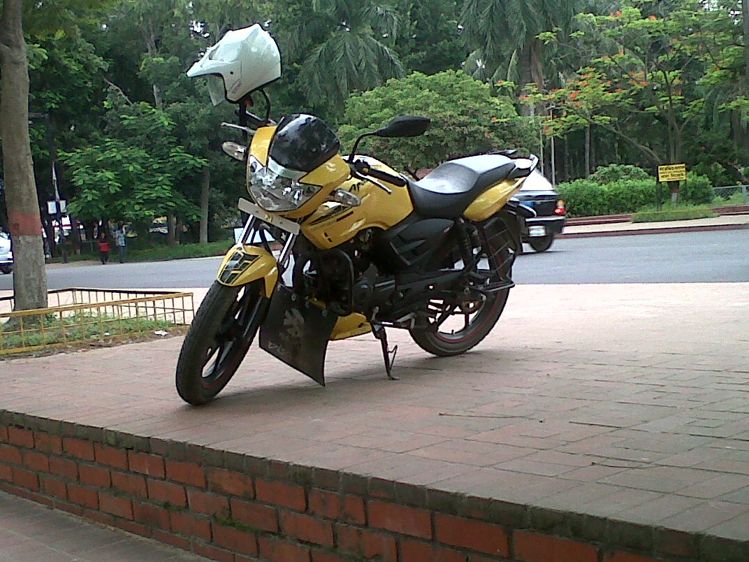 Apache RTR 150CC large image 0