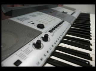 YAMAHA E403