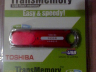 Brand new Toshiba 32 GB pen drive