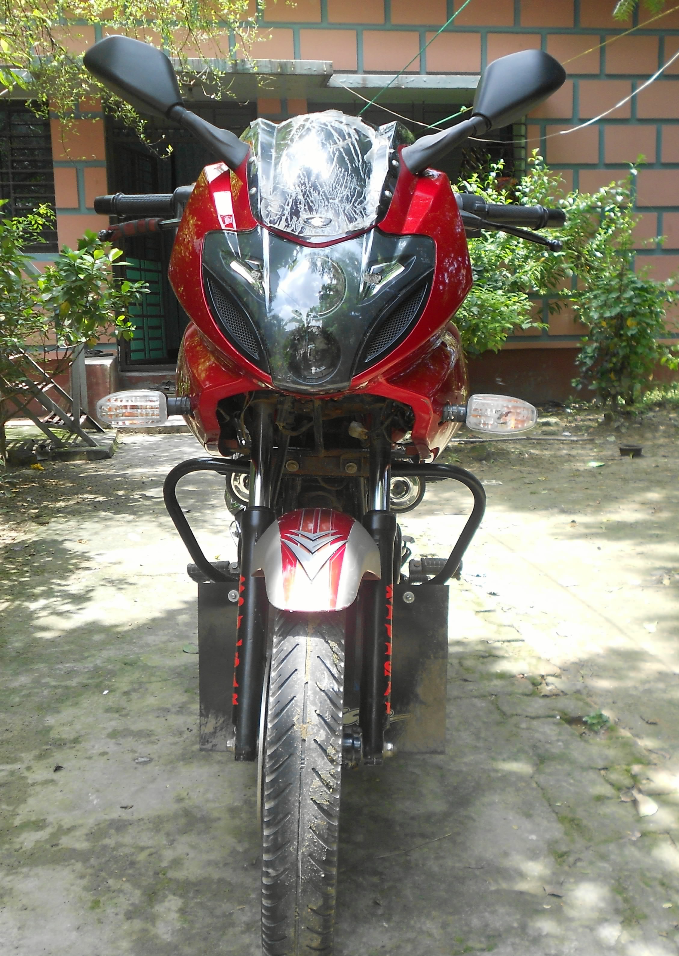 Bajaj Pulsar 150cc with 220 head large image 2